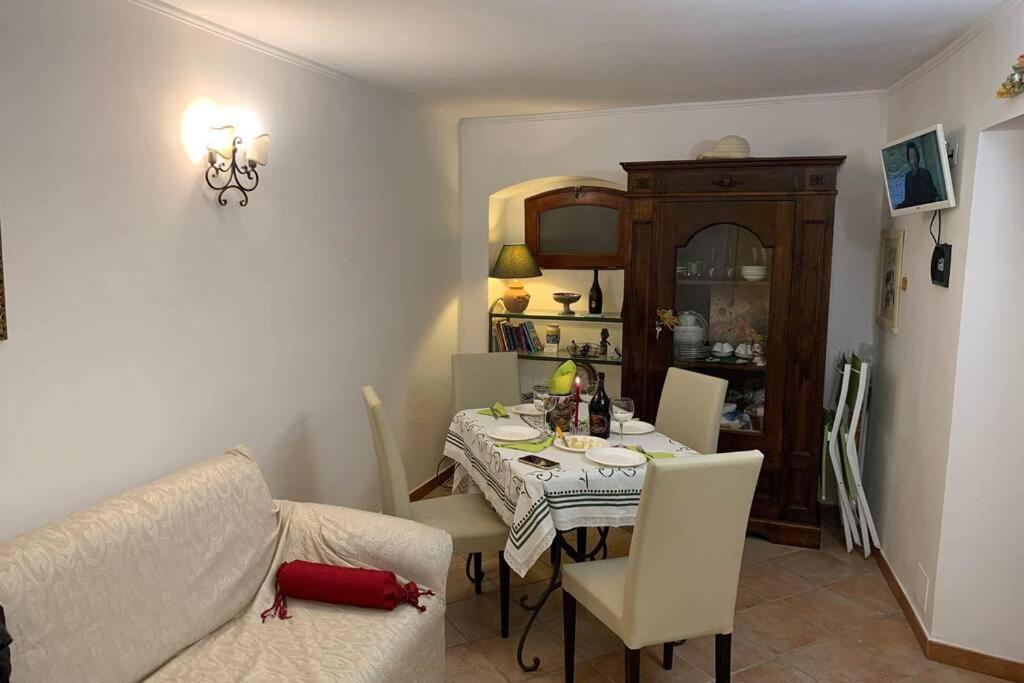 - Casa La Rosa
